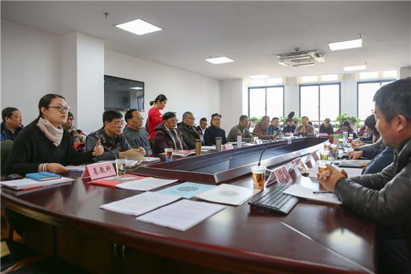 完美电竞 完美电竞官网崇明区教育局“城乡携手共进计划之精准委托管理方案”评估会召开：携手共进互利共赢(图1)
