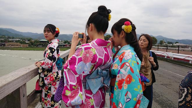 完美电竞 完美csgo核污水排放致赴日旅游降温旅行社：咨询量大幅减少退单率达50%(图2)