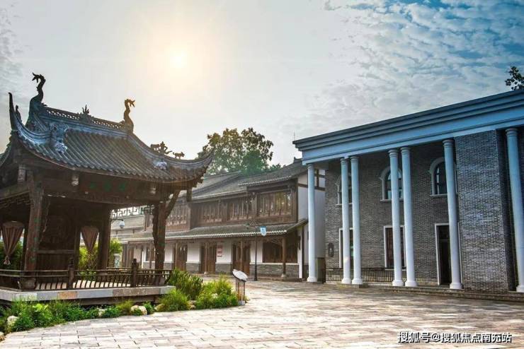 完美电竞成都【成都院坝】 售楼中心-楼盘详情-售楼部电话-房产首页网站(图9)