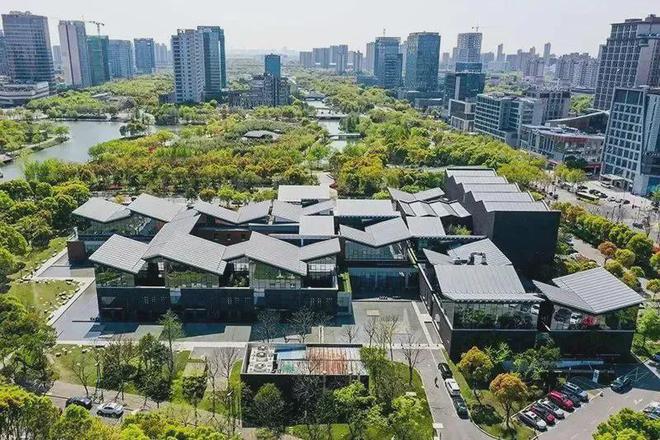 映翠府售楼处官方咨询网站完美电竞​嘉定新城地铁站红盘​全维度配套(图14)
