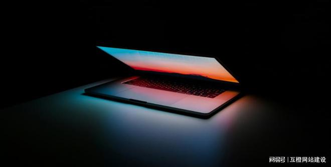 网站设计中的字体排版规则：提升可读性和专完美电竞业感(图2)